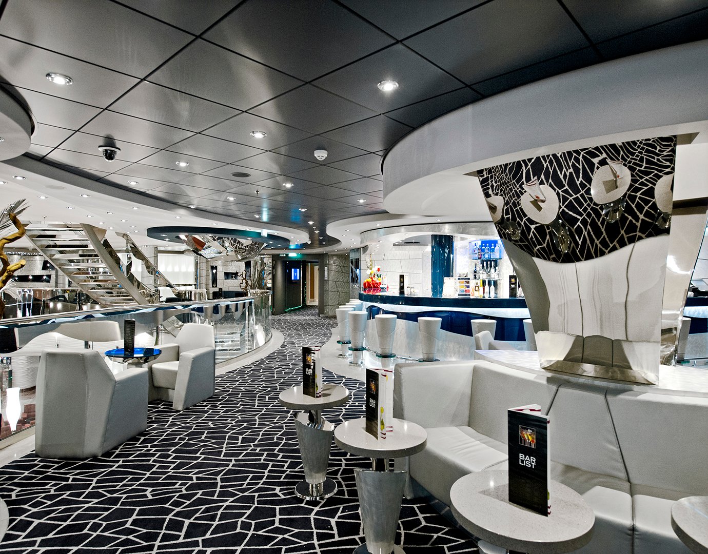 02 silver lounge 02 silver lounge