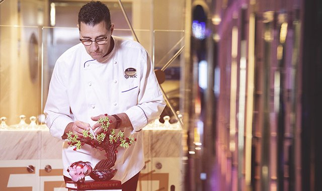 37261_02_mng2537_v2_640x380