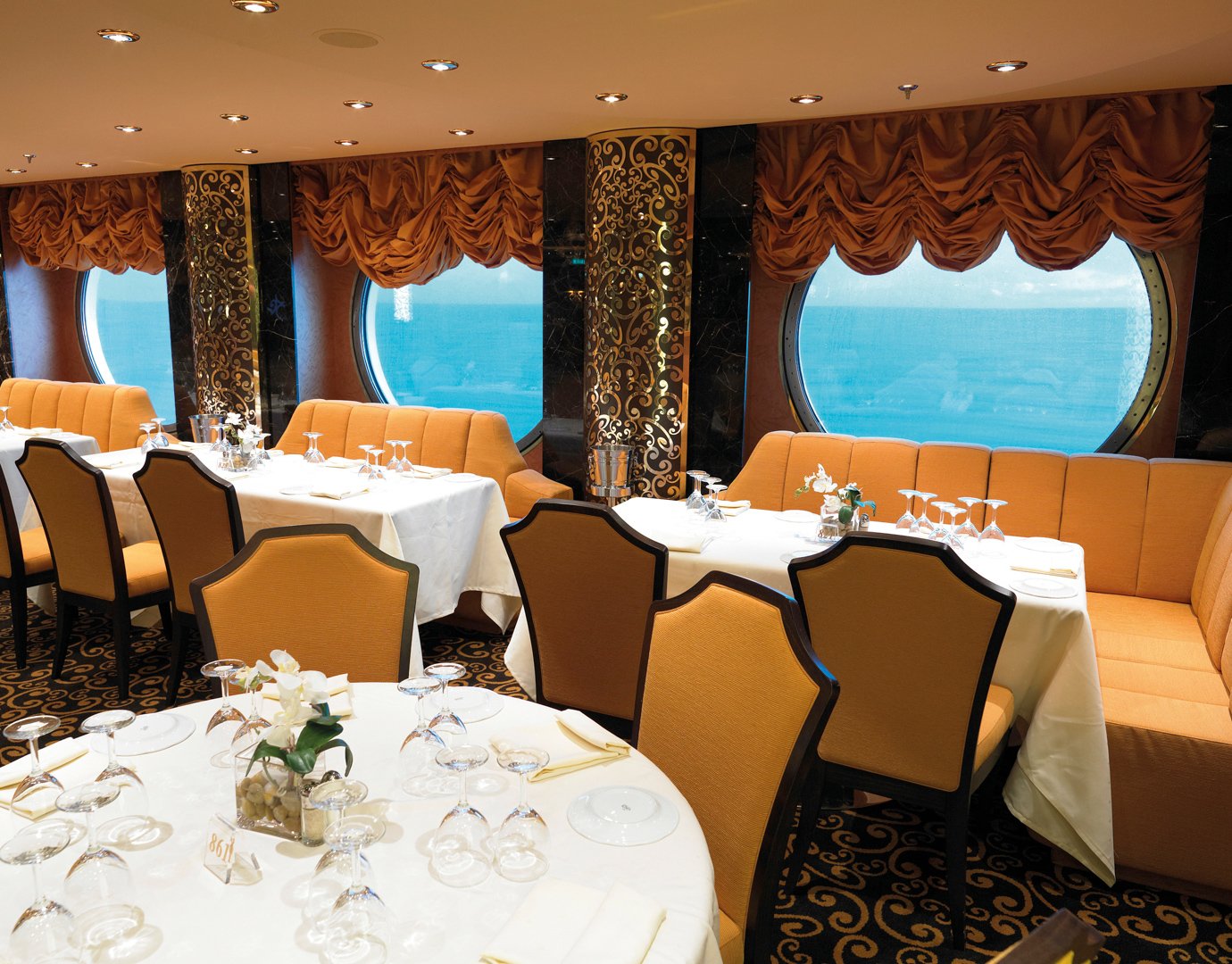 MSC Fantasia Restaurant And Bar Il Cerchio D Oro 01 MSC Fantasia Restaurant And Bar Il Cerchio D Oro 01