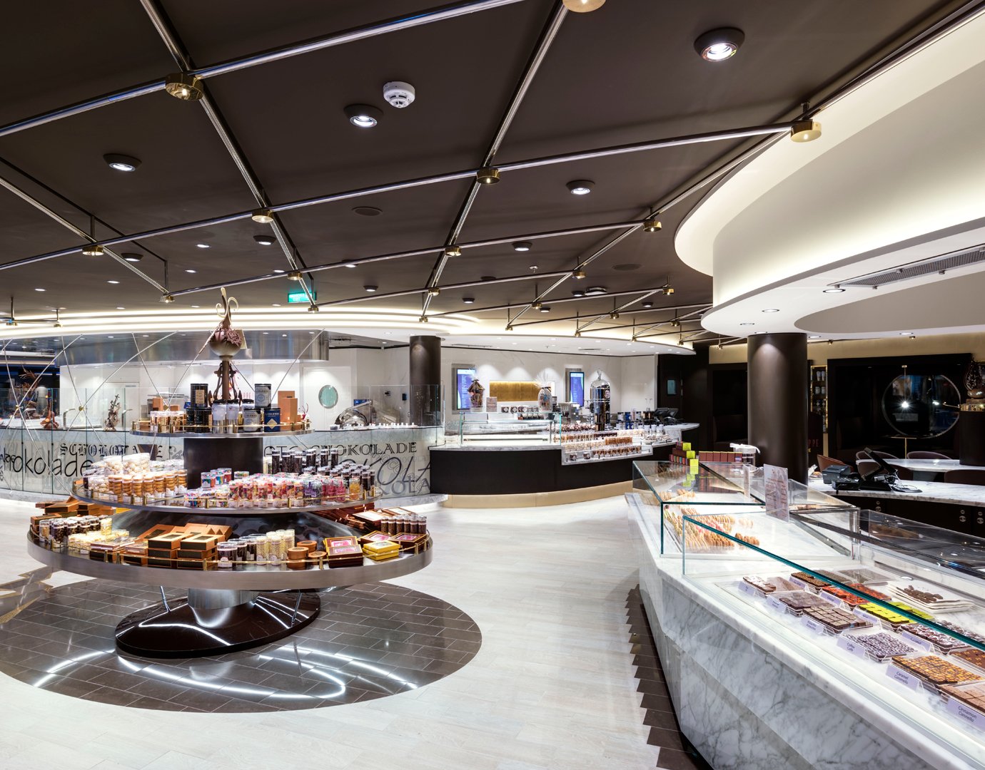 Luxurious chocolate and dessert boutique onboard a cruise ship | MSC Cruises Luxurious chocolate and dessert boutique onboard a cruise ship | MSC Cruises