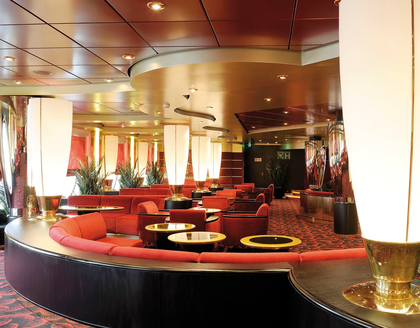 MSC Poesia Restaurant And Bar Pigalle Lounge 05 MSC Poesia Restaurant And Bar Pigalle Lounge 05