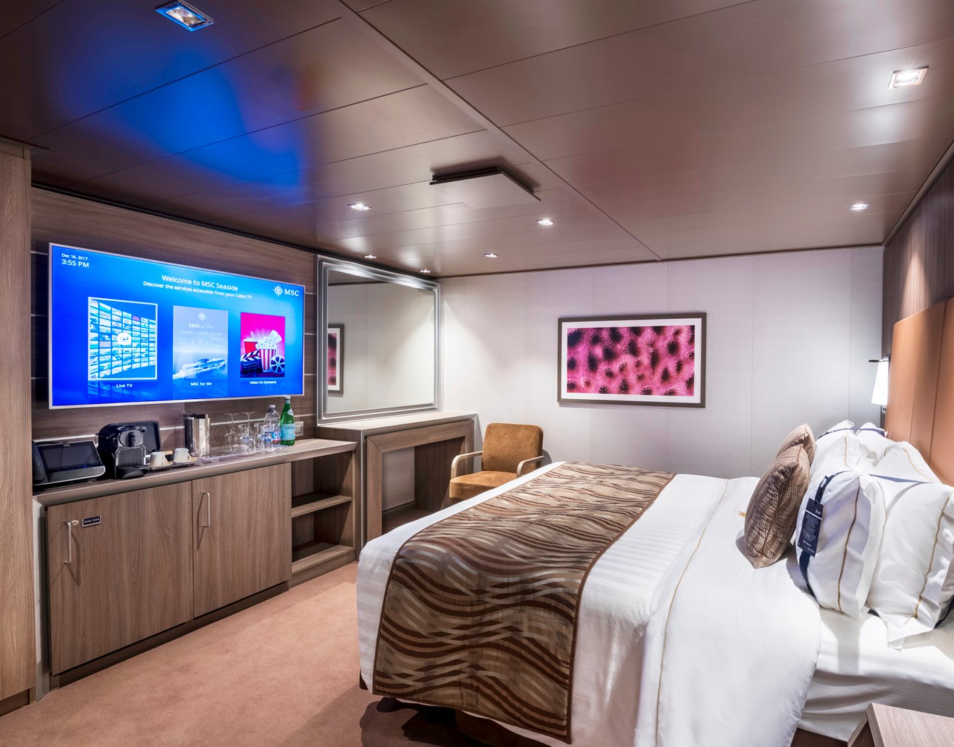 MSC Seaview Cabin: MSC Yacht Club Interior Suite 03 MSC Seaview Cabin: MSC Yacht Club Interior Suite 03